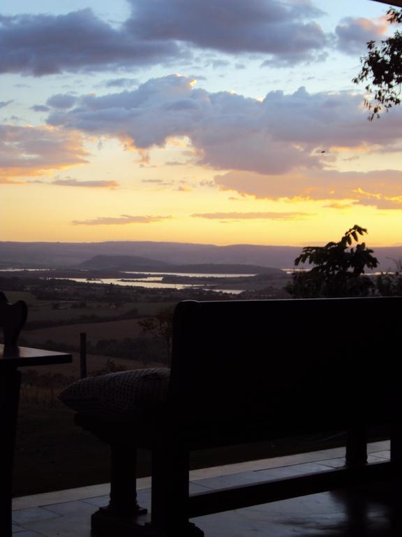 Pousada Encantos Do Cerrado Delfinópolis Buitenkant foto